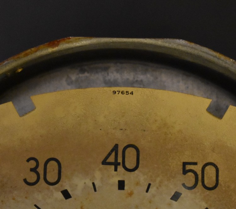 Bantam Speedometer Cream Face 2