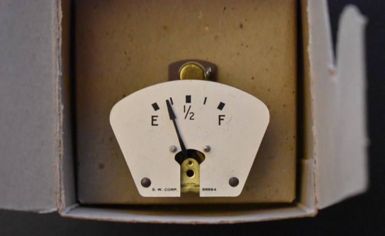 Bantam Fuel Gauge 1.JPG