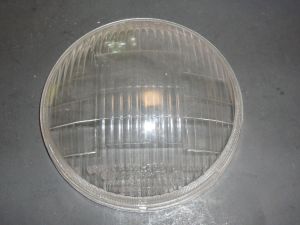 Bantam headlight lens