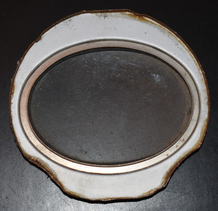 Bantam Gauge bezel rear