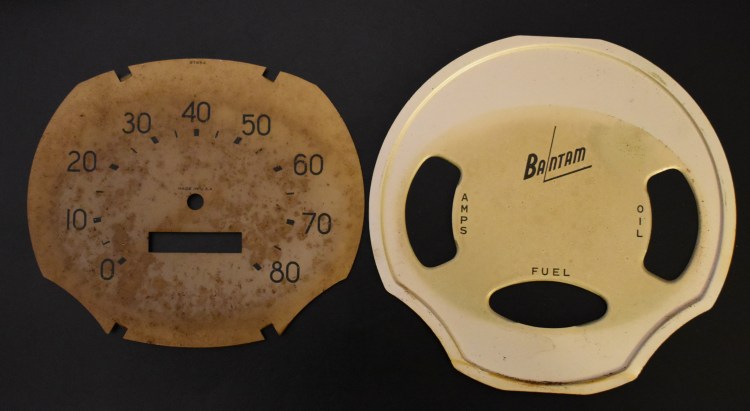 Bantam Speedometer Cream Face comparison.JPG
